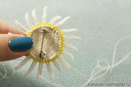 Do-százszorszép kitűző gyöngy - Fair Masters - kézzel készített, kézzel készített