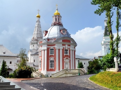 Látnivalók Sergiyev Posad, amely megtekinthető egy nap (fotók, leírások,