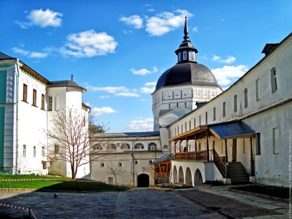 Látnivalók Sergiyev Posad, amely megtekinthető egy nap (fotók, leírások,