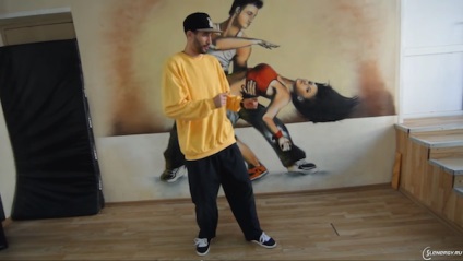 Mozgása happy feet, macska papa és biz Markie, hip-hop tánc (Vlagyivosztok) iskola (boldog) Mozgása happy feet, macska papa és biz Markie, hip-hop tánc (Vlagyivosztok) Iskola