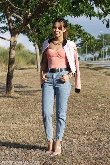 Jeans és fűző - divatos variációk (Classic) Jeans és fűző - divatos variációk