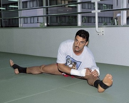 Endi Hug - szemű szamuráj képzés, Andy Hug, a blog a harcművészetek (harci) Endi Hug - szemű szamuráj képzés, Andy Hug, a blog harcművészetek