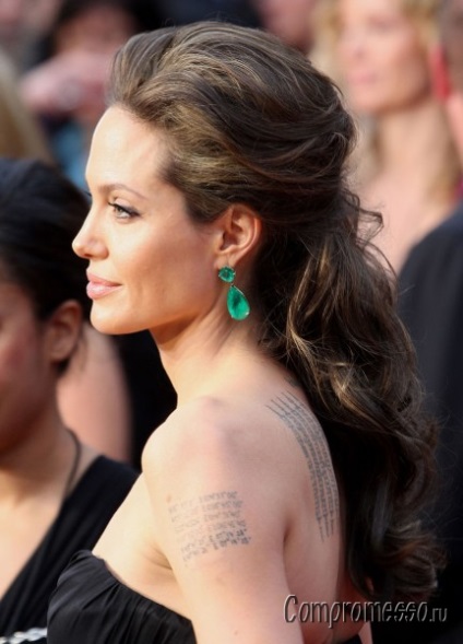 Az evolúció a stílus, a ruházat Angelina Jolie