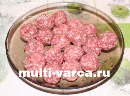 Húsgombóc multivarka burgonya (burgonya) Húsgombócokat burgonya multivarka