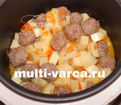 Húsgolyók burgonya multivarka (multivarka) Húsgombócokat burgonya multivarka