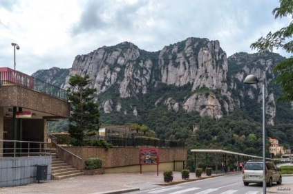 A hegy és kolostor Montserrat (Montserrat) (Montserrat) A hegy és kolostor Montserrat (Montserrat)