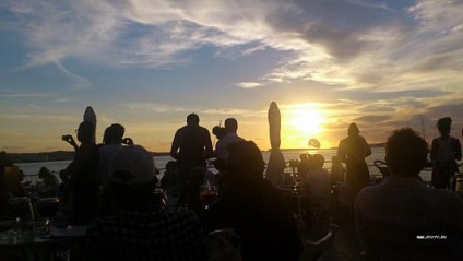 Ibiza clubbers unadvanced) (történet) Ibiza clubbers neprodvinutye)