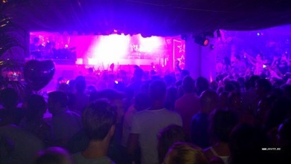 Ibiza clubbers unadvanced) (történet) Ibiza clubbers neprodvinutye)