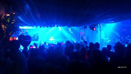 Ibiza clubbers unadvanced) (clubbers) Ibiza clubbers neprodvinutye)