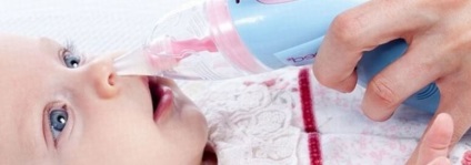 Hogyan tisztítható újszülött orra egy hideg
