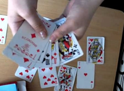 Hogyan lehet megtanulni kártyázni a bolond