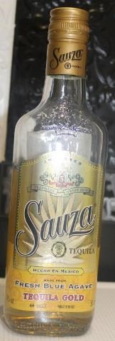 Hogyan lehet megkülönböztetni a valós tequila sauza (Souza) a hamisítás ellen