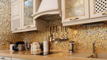 Hogyan tegye a csempe a konyha padlóján, a falra, hogyan, hogy egy csempe mozaik a konyhában