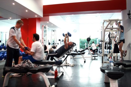 Hogyan kell viselkedni egy fitness club