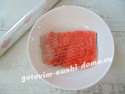 Hogyan savanyú piros hal, sushi előkészítés otthon