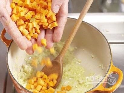 Burgonya és sárgarépa leves - lépésről lépésre recept fotók