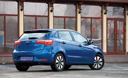 Kia Rio 2013-ban (videó, funkciók, a költségek és az integráció, teszt), az értékelés autótulajdonosok (karbantartás) Kia Rio 2013-ban (videó, funkciók, a költségek és az integráció, teszt), az értékelés autótulajdonosok