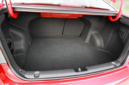 Kia Rio 2013-ban (videó, funkciók, a költségek és az integráció, teszt), az értékelés autótulajdonosok (tulajdonosok) Kia Rio 2013-ban (videó, funkciók, a költségek és az integráció, teszt), az értékelés autótulajdonosok
