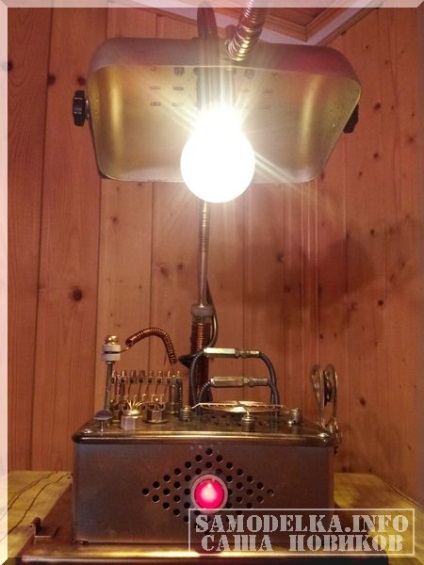 Creative steampunk lámpa kezét (az alsó testrész) Creative steampunk lámpa kezével