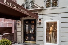 Vallási esküvői ruhák Badgley Mischka (stílus) Vallási esküvői ruhák Badgley Mischka