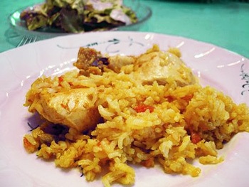 Csirke rizzsel a mikrohullámú részletes recept
