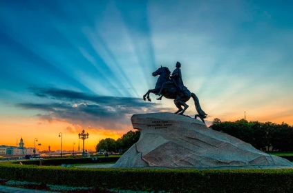 Legends Petersburg (tizenkétezer Főiskolák épület) Legends Petersburg