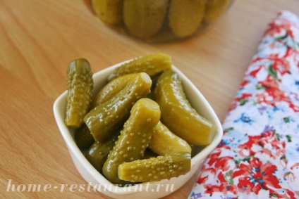 Pickles a téli klasszikus természetvédelmi! Fő étterem