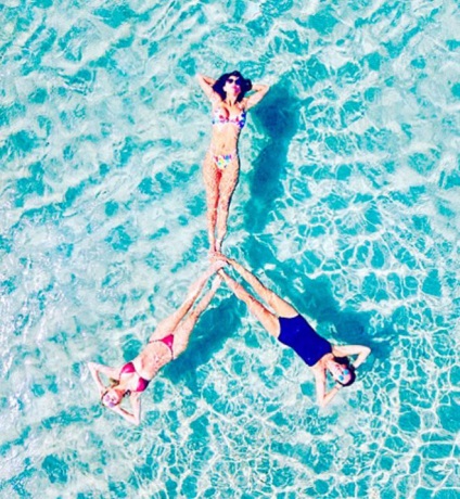Nicole Scherzinger bebizonyította a karcsú alak, míg a nyaralás Mykonos