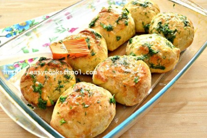 Gombóc fokhagymás recept fotókkal lépésről lépésre, egyszerű receptek (fokhagyma) Gombóc fokhagymás recept fotókkal lépésről lépésre, egyszerű receptek
