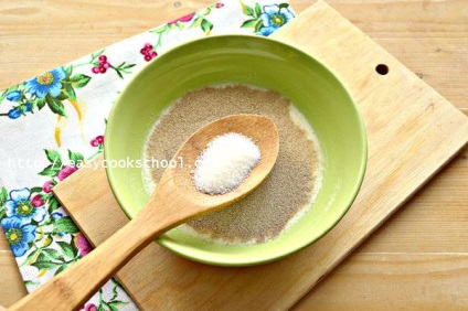 Gombóc fokhagymás recept fotókkal lépésről lépésre, egyszerű receptek (gombóc) Gombóc fokhagymás recept fotókkal lépésről lépésre, egyszerű receptek