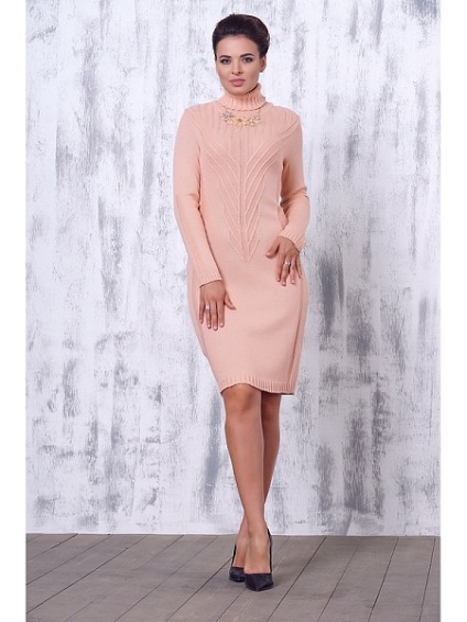 Dusty rose, mint rajta a tényleges színét ősszel (aktuális szín) Dusty rose, mint rajta a tényleges színét őszi