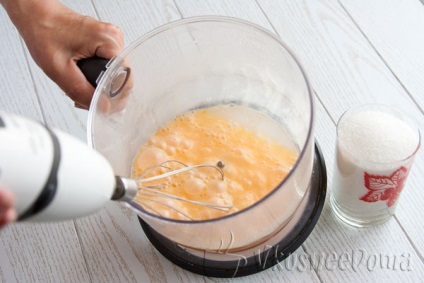 Egyszerű piskóta nagyon finom krémmel (recept fotó) (keksz) Egyszerű piskóta nagyon finom krémmel (recept fotó)