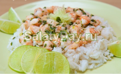 Egy egyszerű saláta garnélarák - olcsó élvezet recept fotókkal és videó