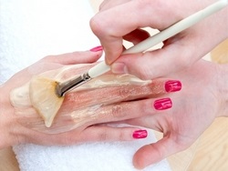 Рецепти ванночок і масок для рук нігтів в домашніх умовах