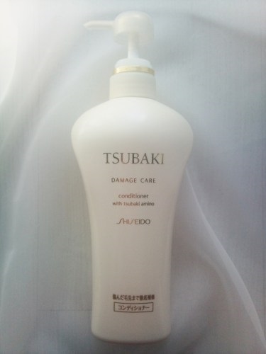 Shiseido sampon, kondicionáló, citromfű és haj maszk a vonal Tsubaki kár ellátás értékelés (Swatch) Shiseido sampon, kondicionáló, citromfű és haj maszk a vonal Tsubaki kár ellátás vélemények