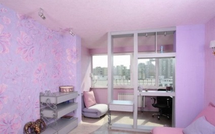 Lila tapéta a falak a belső szoba a fényképet tervezési lehetőségeket és a választott függöny