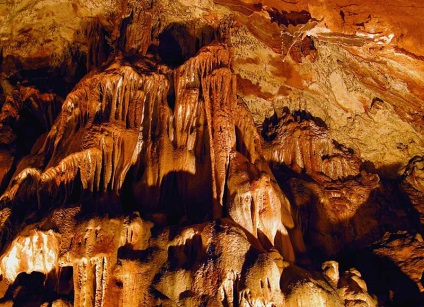 Skelskaya cseppkőbarlang (Krym)