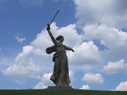 Szobrászat - anyaországgal - Volgograd (anyaországhoz) Szobor - anyaországgal - Volgograd