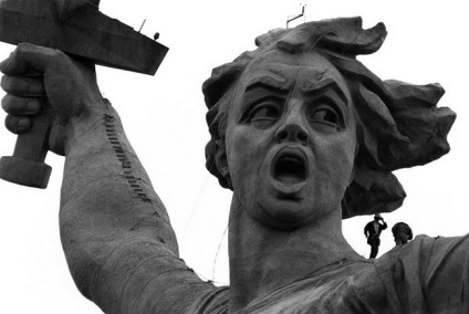 Szobrászat - anyaországgal - Volgograd (anyaországhoz) Szobor - anyaországgal - Volgograd