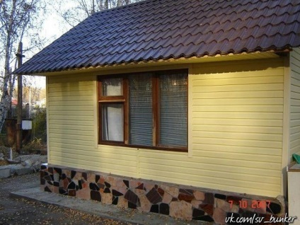 Épület egy ház a raklap (fotó) (a ház a raklap) Épület egy ház a raklap (fotó)