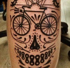 Tattoo korona - azaz tetoválás vázlatok és fényképek (korona) Tattoo korona - érték tetoválás minták és képek