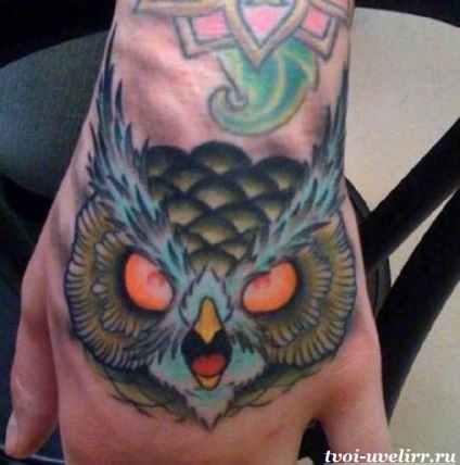 Tetoválás a kefét (tetoválás) Tattoo csuklóján