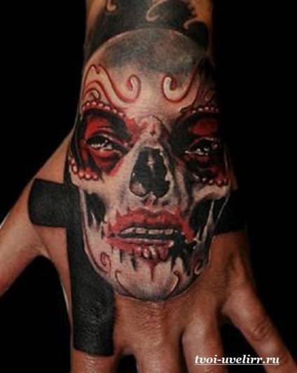 Tetoválás a kéz (a kéz tetoválás a fotó) Tattoo csuklóján
