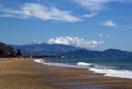 Terracina - tengerparti üdülőhely Róma közelében szállodák, látnivalók, strandok (Terracina) Terracina - tengerparti üdülőhely Róma közelében szállodák, látnivalók, strandok