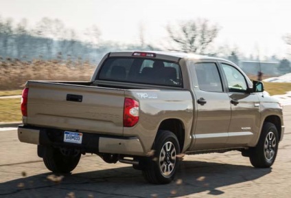 Toyota Tundra 2017 2018 egy új testben fotó ára Magyarországon, tuning devolro vélemények