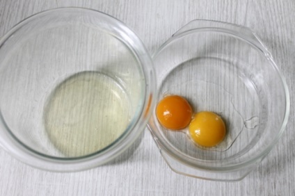 Túró rakott óvodában egy lépésről lépésre recept fotók (keverő alkalmazásával, habverővel) Túrós rakott az óvodában egy lépésről lépésre recept fotók