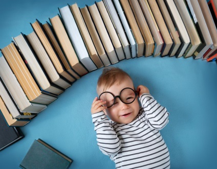 A tudósok azt találták ki, hogy valaki szülő és gyermekek továbbítjuk intelligencia (csodagyerek) A tudósok azt találták ki, hogy valaki szülő és gyermekek továbbítjuk intelligencia