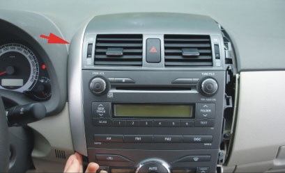 Mércét multimédia rendszer Toyota Corolla - Autokadabra (poddevat jobb párna) Mércét multimédia rendszer Toyota Corolla - Autokadabra