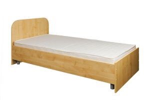 A magassága az ágy egy matrac a földön normál ágy