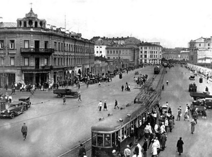 A második világháború után - a háború előtti gyermekkor